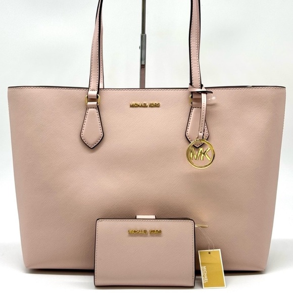 Michael Kors Handbags - Michael Kors Sheila Large Logo Tote Bag & Matching Bifold Wallet Powder Blush